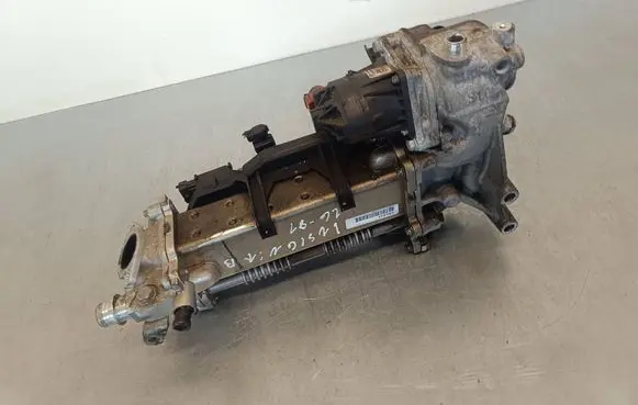 Opel Insignia B EGR valve cooler C28032000