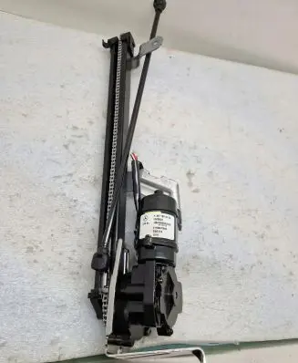Mercedes-Benz Vito Viano W447 Tailgate strut A4477600003