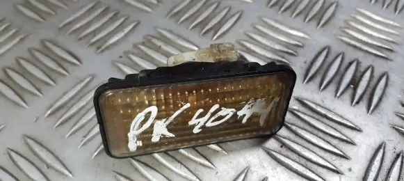 Volkswagen Golf III Front fender indicator light 1h0949117b