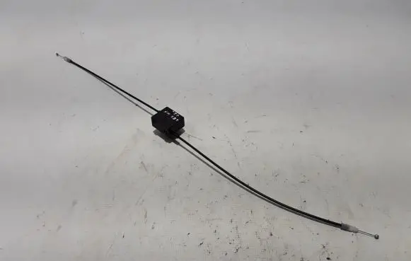 Engine bonnet/hood lock release cable