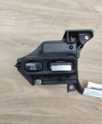 Volvo XC70 Ignition lock 30724528