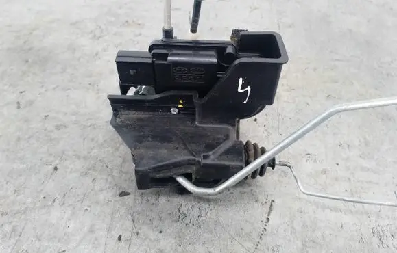 KIA Picanto Front door lock 