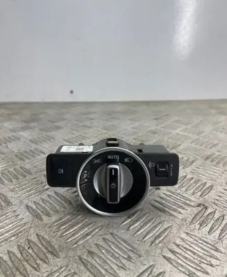 Mercedes-Benz C W204 Light switch A2049053103 10091543