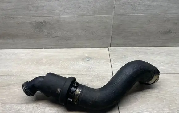 Intake resonator