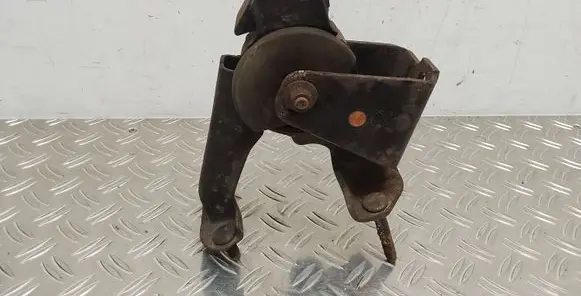 Toyota Corolla Verso AR10 Gearbox mount