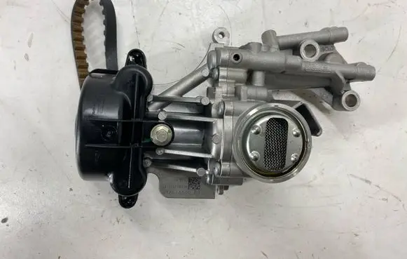 Ford Bronco Oil pump JX6G6600BB 8D0099097C