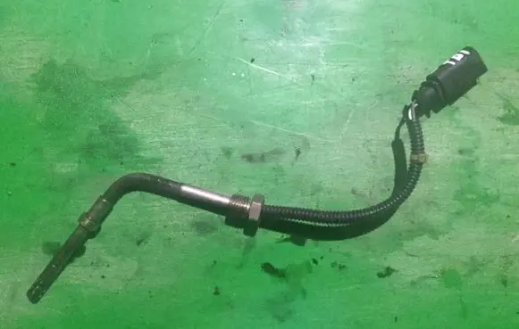 Audi A4 S4 B8 8K Exhaust gas pressure sensor 059906088Q