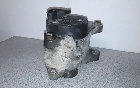 BMW 3 E36 Generator/alternator 0123310006 1247287