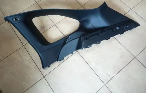 BMW X1 F48 F49 (C) pillar trim 7332828 NE68065