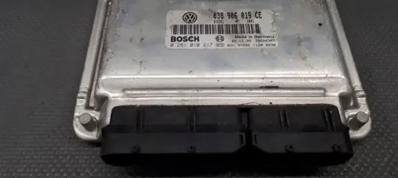 Volkswagen PASSAT B5 Engine control unit/module ECU 0281010217