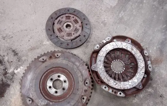 Renault Clio III Clutch set kit