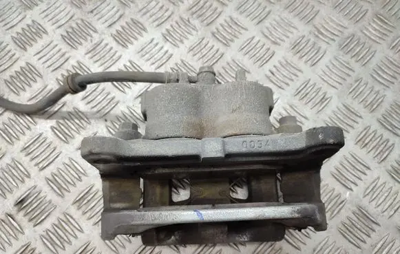 Mitsubishi Outlander Front brake caliper