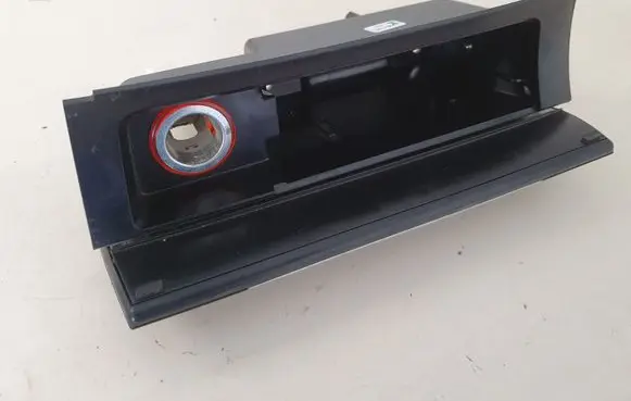 Car ashtray