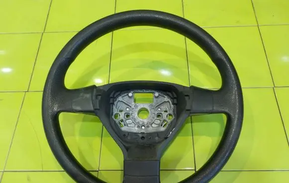 Volkswagen Touran I Steering wheel 1T0419091L 13AB56