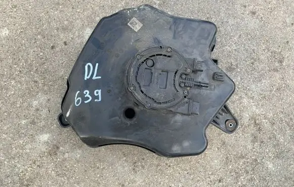 BMW 6 G32 Gran Turismo AdBlue liquid reservoir 7391919