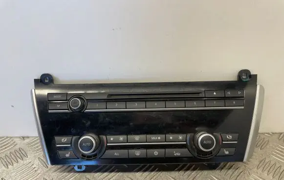 BMW 5 GT F07 Climate control unit 9224709