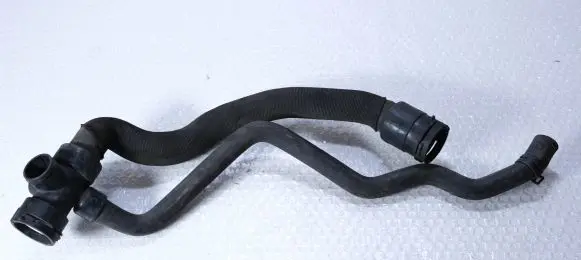 Audi A4 S4 B7 8E 8H Air intake hose/pipe 8E0121049L