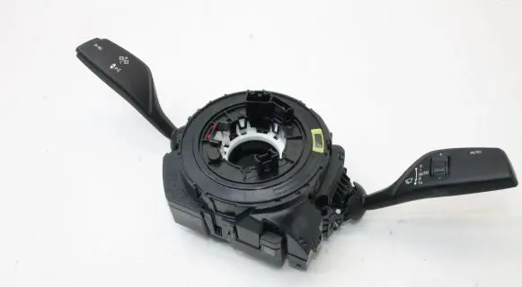 BMW 2 F22 F23 Indicator stalk 9490786