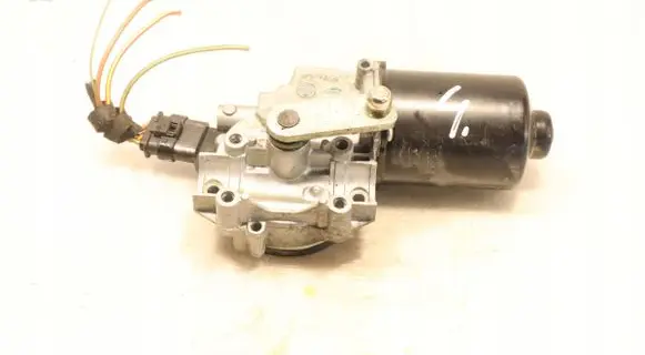 BMW 1 F20 F21 Wiper motor