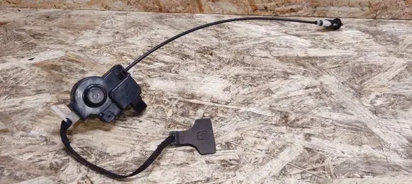 Lexus SC 430 Fuel tank cap lock motor 