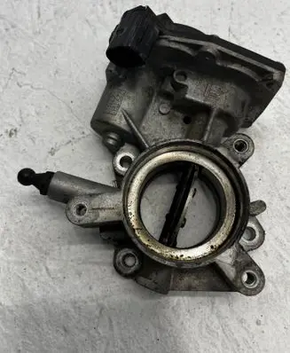 Opel Insignia A Throttle valve 55564164