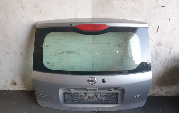 Nissan Note (E11) Tailgate/trunk/boot lid 
