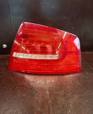 Audi A8 S8 D3 4E Rear/tail lights 4E0945096H
