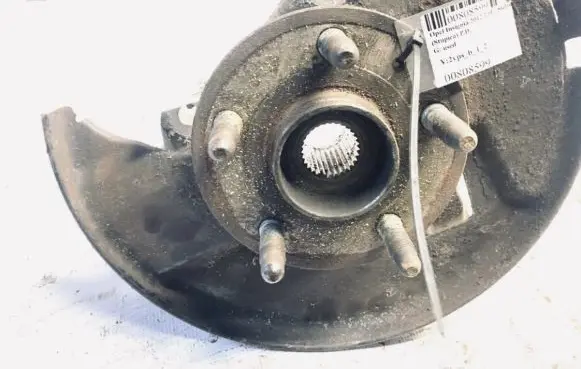 Opel Insignia A Front wheel hub
