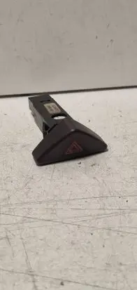 Volvo V70 Hazard light switch 9441045 03W171