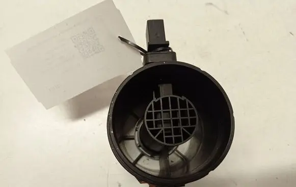 BMW 1 E81 E87 Mass air flow meter 0281002567