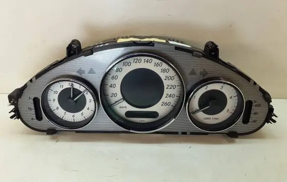Mercedes-Benz CLS C219 Speedometer (instrument cluster) A2195400947 A2C53244433 A2053290543