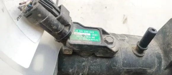 Citroen C3 Air pressure sensor 9639381480 0261230043
