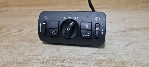 Volvo XC60 Light switch 30739413