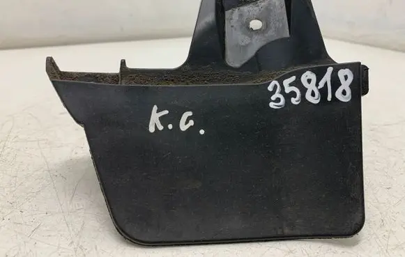 Seat Leon (5F) Rear mudguard 5F0853833 97537
