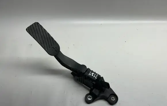 KIA EV6 Accelerator throttle pedal 32700XXXXX