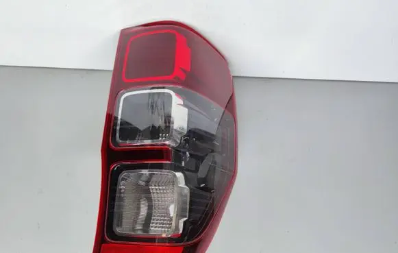 Ford Ranger Rear/tail lights Db3913404