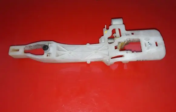 Rear door exterior handle/bracket