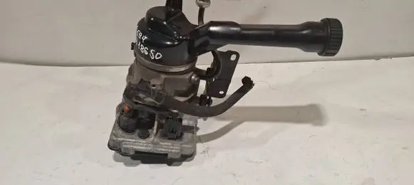 Citroen C4 Grand Picasso Power steering pump 9685418680