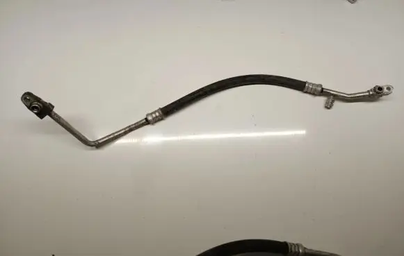 Subaru Outback Air conditioning (A/C) pipe/hose 73424AJ04A