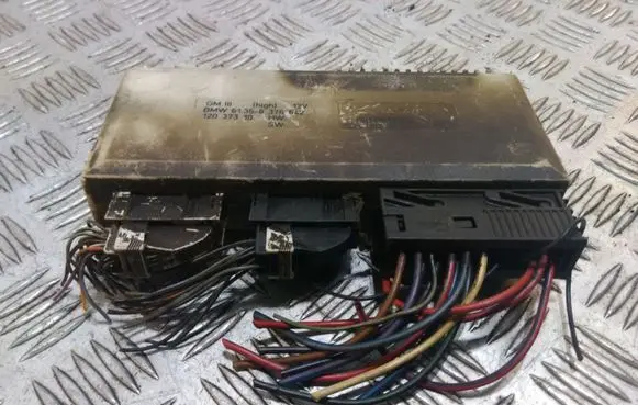 BMW 5 E60 E61 Comfort/convenience module 8376642