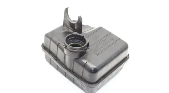BMW X3 F25 Intake resonator 8512249