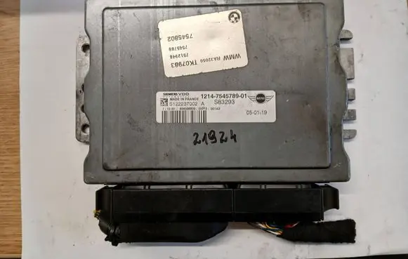 Mini One - Cooper F56 F55 Engine control unit/module 7545789 S122237002A