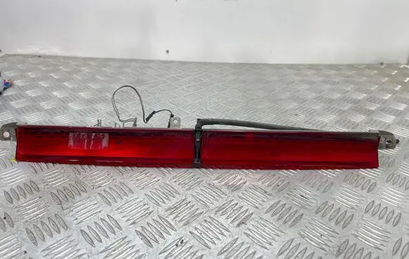 BMW 3 E90 E91 Third/center stoplight 479215