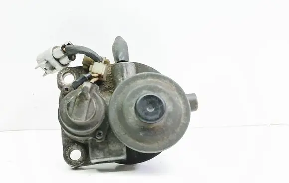 Toyota Corolla Verso E121 Fuel filter bracket/mount holder 