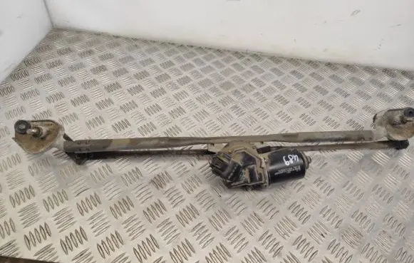 Chrysler 300 - 300C Front wiper linkage and motor 1590108030