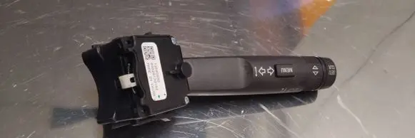 Opel Insignia A Indicator stalk 13500692
