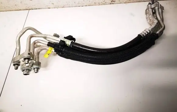 Tesla Model Y Air conditioning (A/C) pipe/hose 162670000e 1626700-00-e