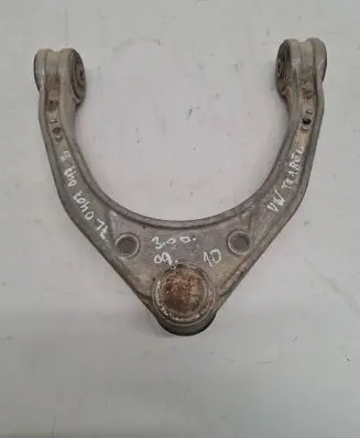 Volkswagen Touareg I Front upper control arm/wishbone 7L0407047B