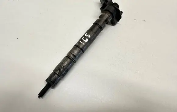 Audi A6 S6 C6 4F Fuel injector 059130277ab