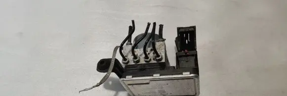Volvo XC60 ABS Pump 32214804